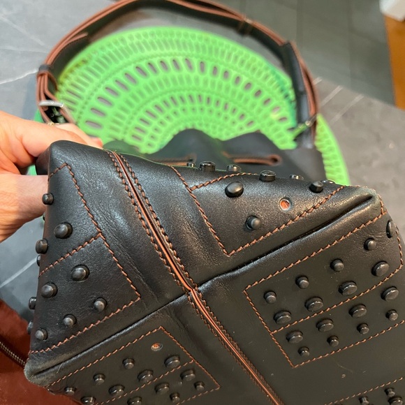 Tod’s Bucket Bag - Picture 9 of 13